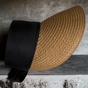 NWT straw summer garden visor roll up tan & black